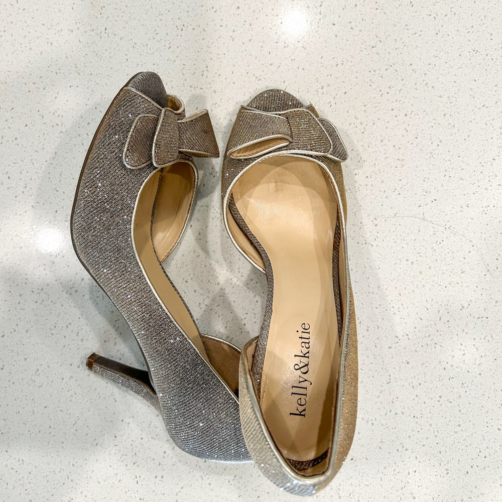 Kelly & Katie Glittering Silver Bow Heels